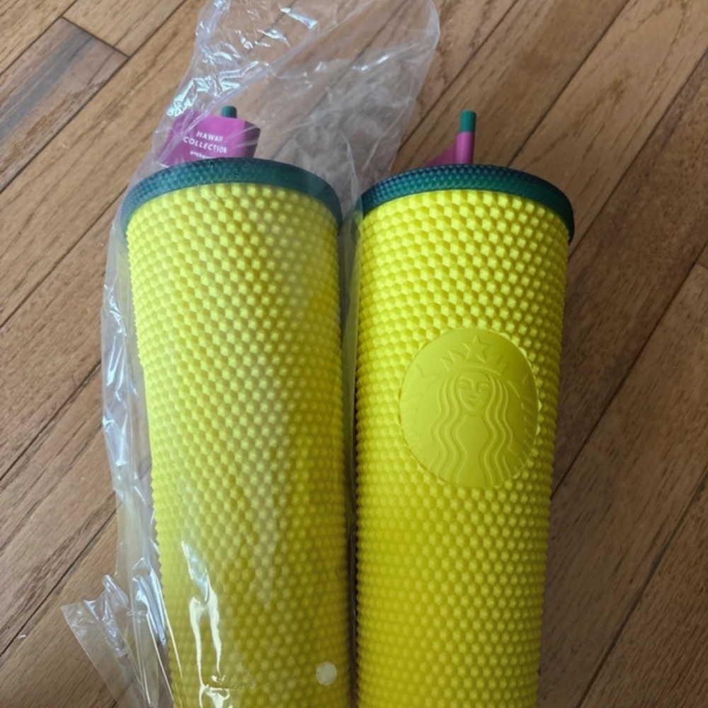 Starbucks Purple Ribbed Tall Tumblers with Green Straws (Pair) - Picture 2 of 2